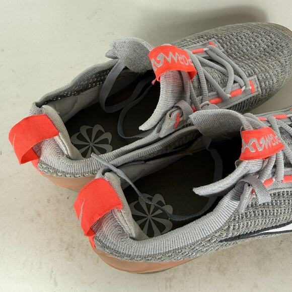 Nike Air Vapormax Grade School Athletic Sneakers Kids 6 Gray Flyknit Breathable - Picture 9 of 10